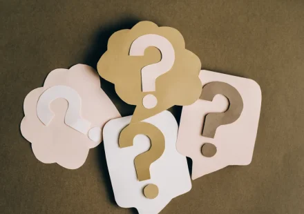 speech bubbles with question marks